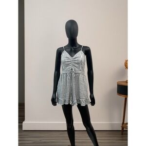 American‎ Eagle M Gray White Textured Striped Romper Cotton Modal Linen Blend
